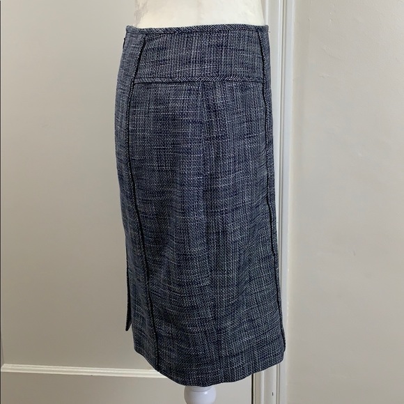 LAST CHANCE Banana Republic navy & white tweed skirt - Picture 2 of 8